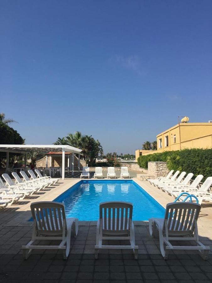 Racar Hotel Frigole Bagian luar foto