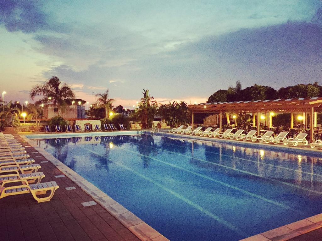 Racar Hotel Frigole Bagian luar foto