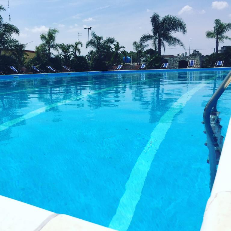 Racar Hotel Frigole Bagian luar foto