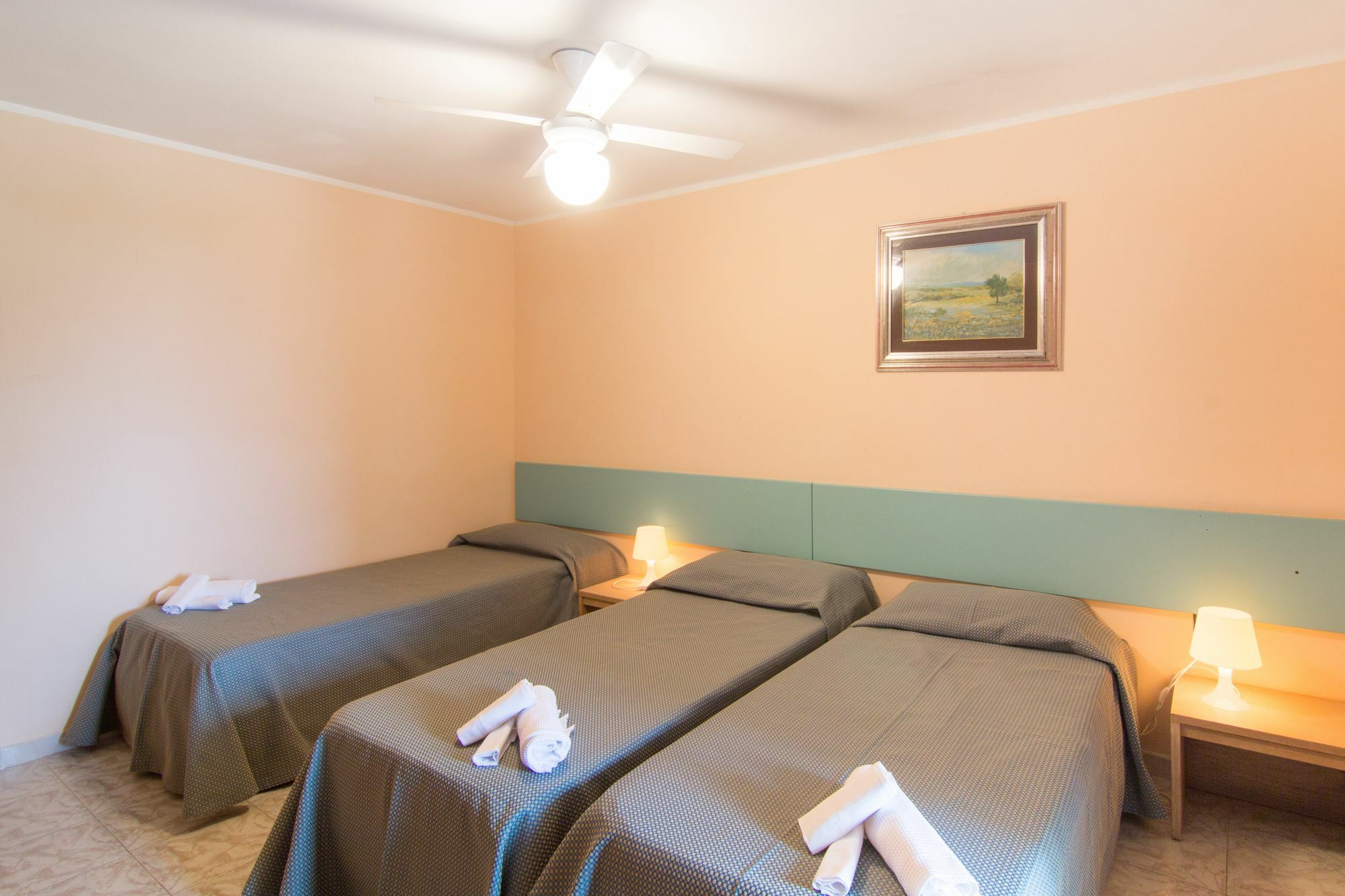 Racar Hotel Frigole Bagian luar foto