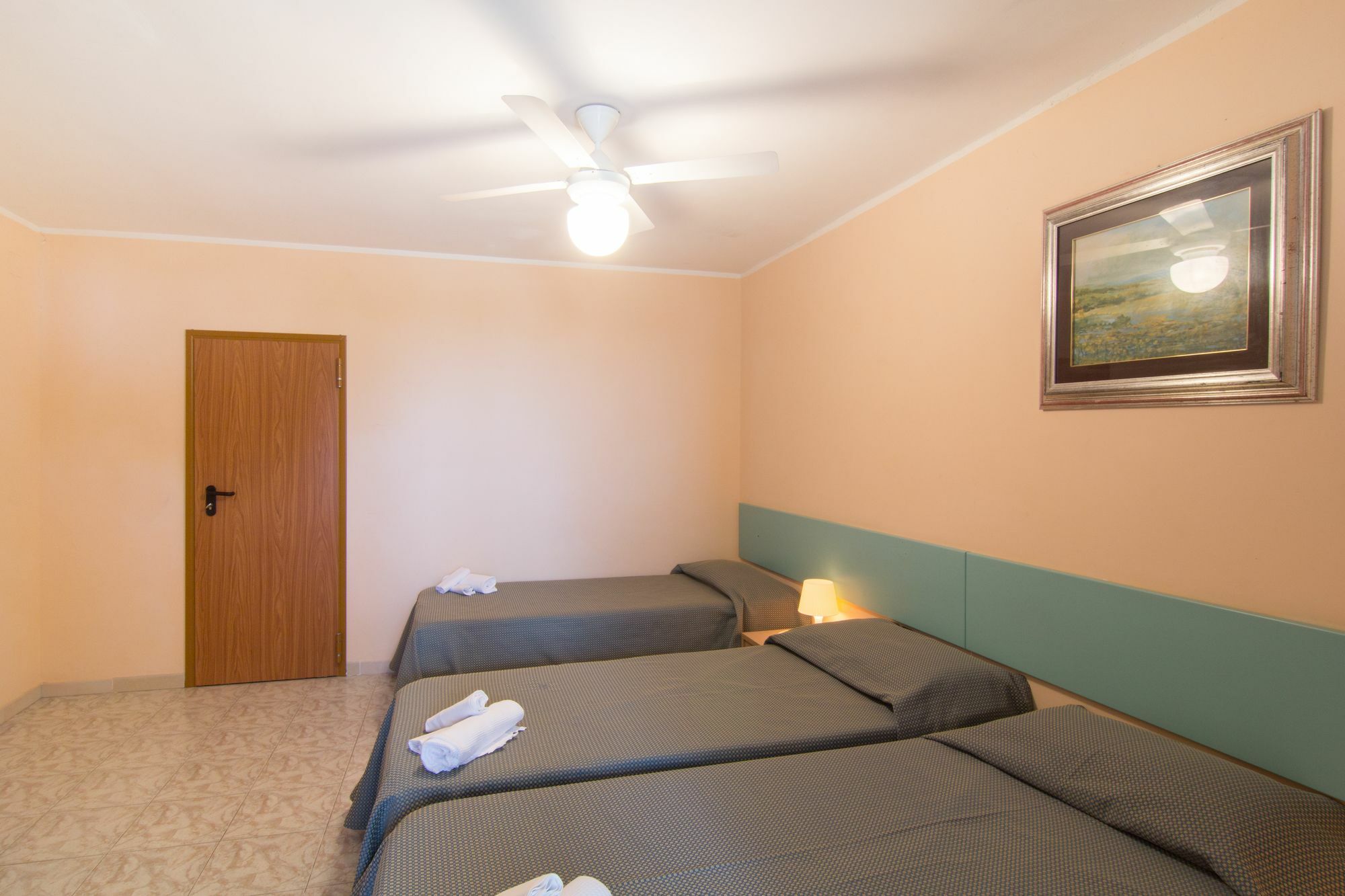 Racar Hotel Frigole Bagian luar foto