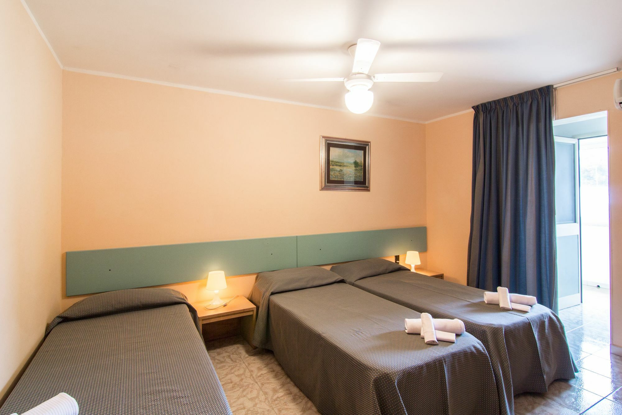 Racar Hotel Frigole Bagian luar foto